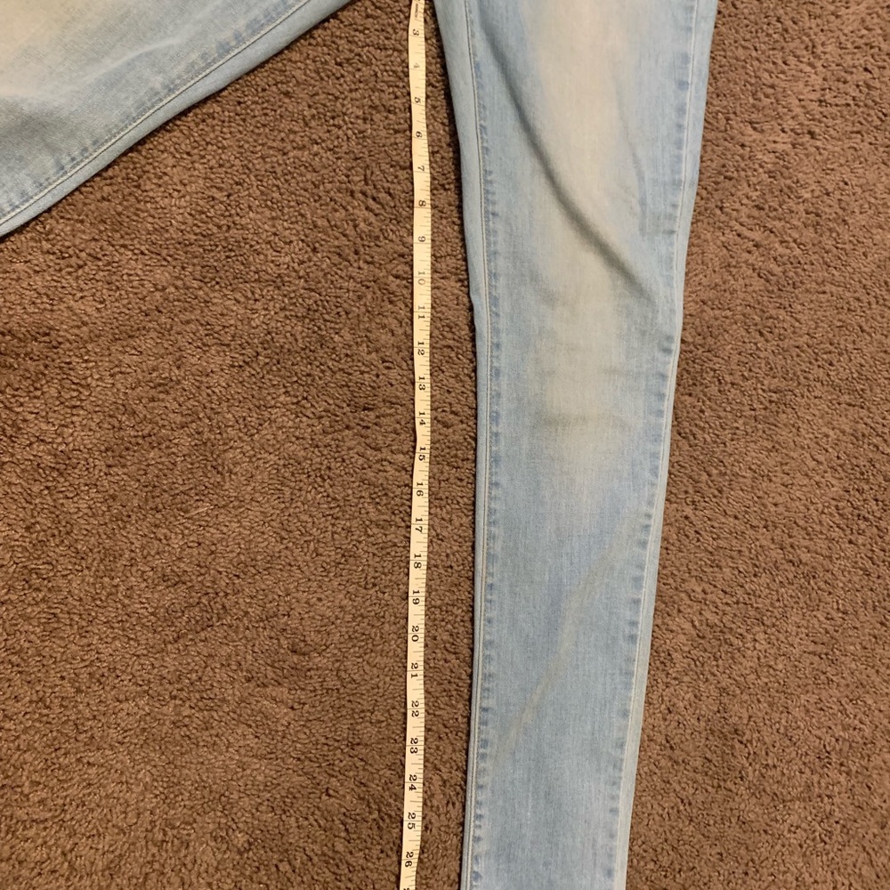 Light Wash Skinny Jeans View 6